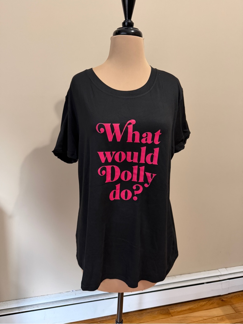What would dolly do tshirt - new, no tags .